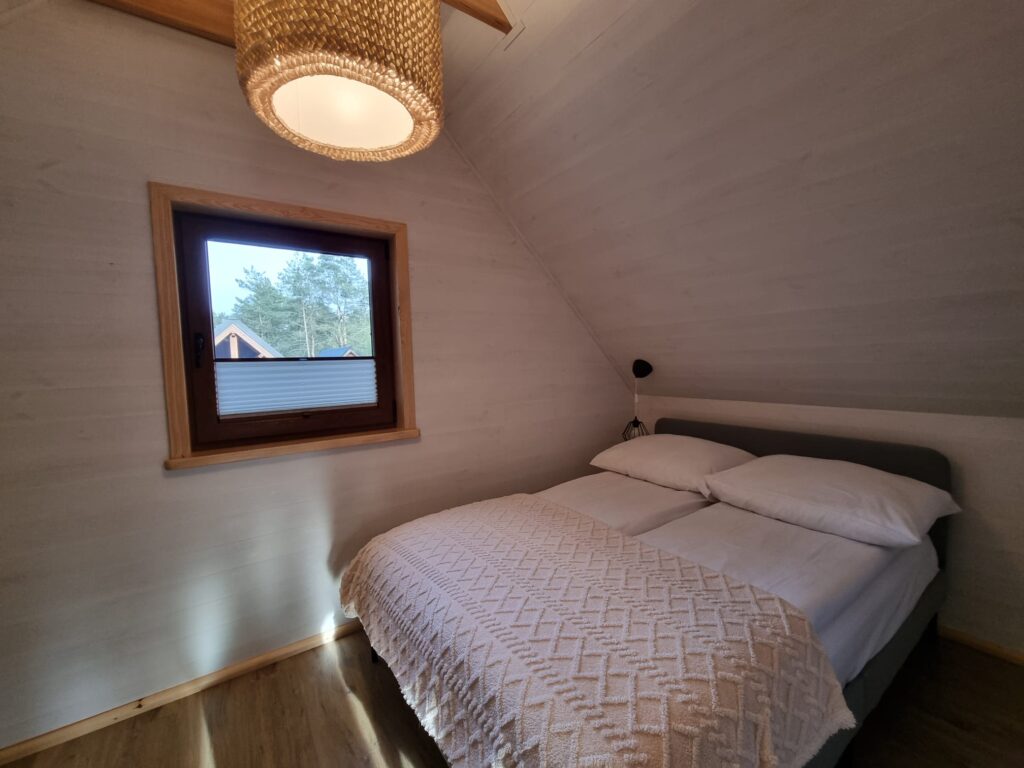 DOMEK CAŁOROCZNY, CHATKI-NA-KASZUBACH, Borsk