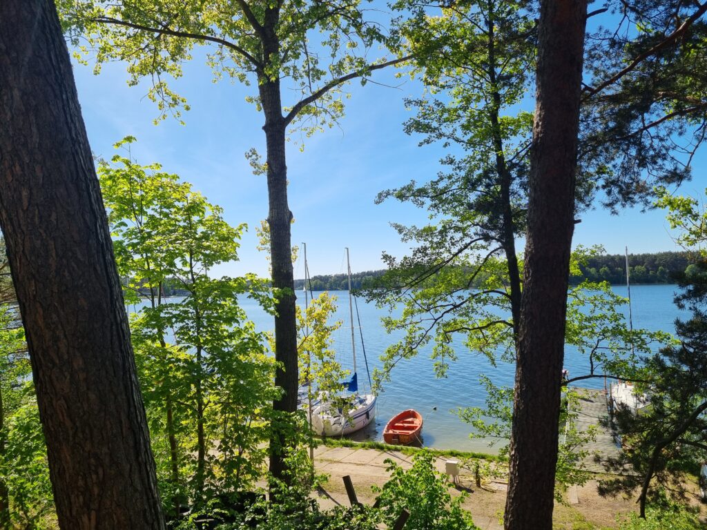 DOMEK NAD JEZIOREM 25P  Jasnochówka®, Borsk